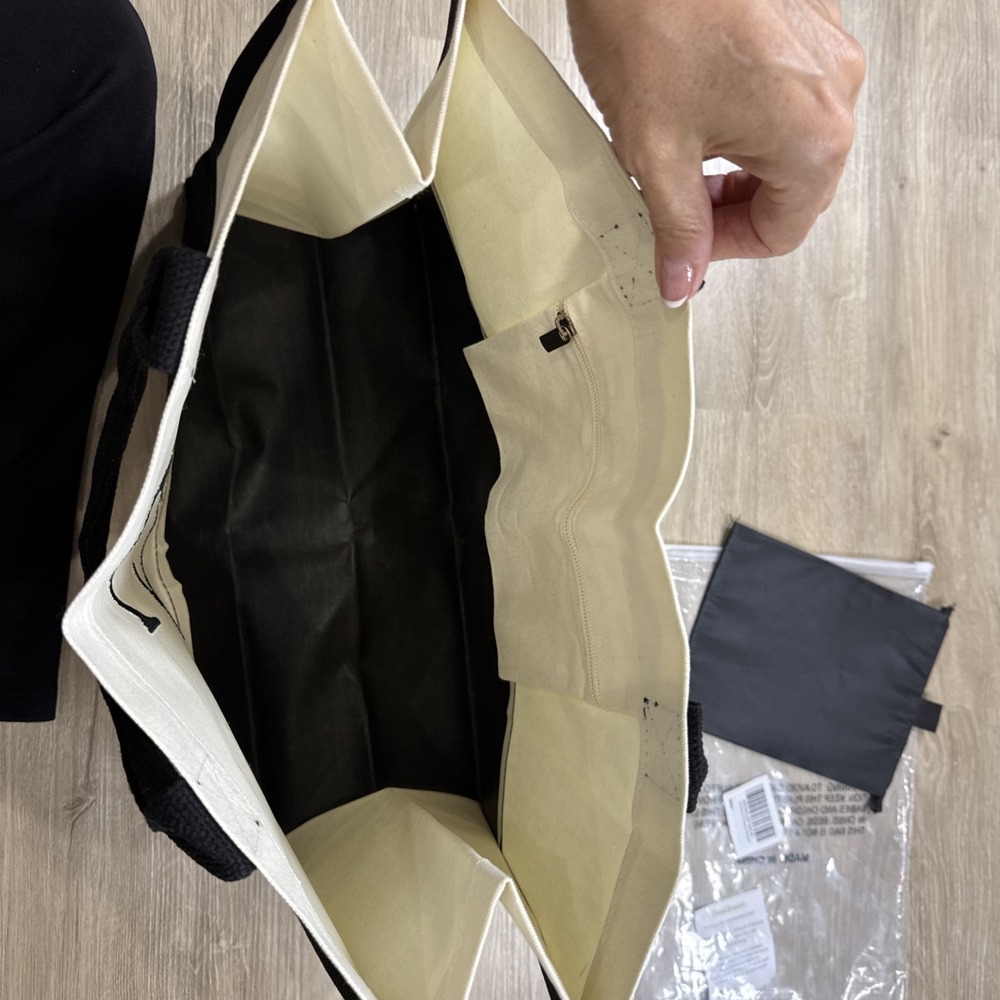 Initial Canvas Tote Bag Letter "B" - Picture 2 of 9